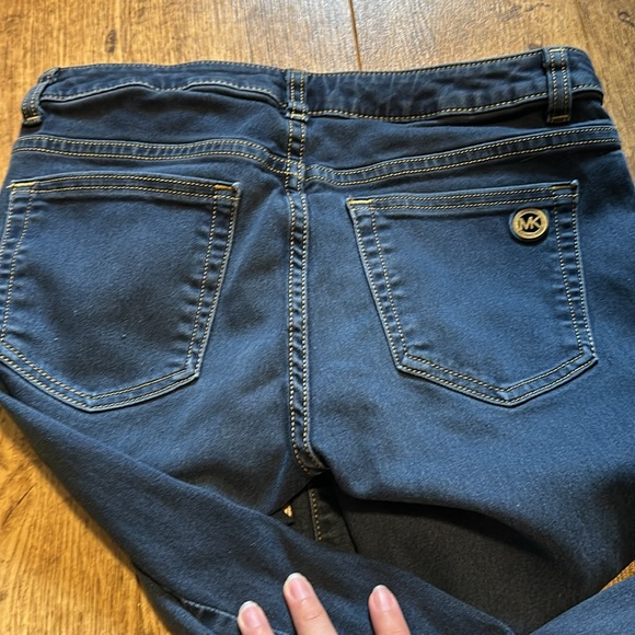 Michael Kors Izzy Skinny Jeans - Picture 5 of 5